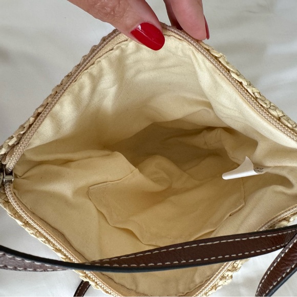 Straw Summer Crossbody Bag - Picture 3 of 4